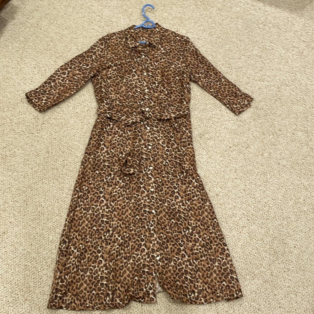 Silk J. McLaughlin leopard maxi dress with belt